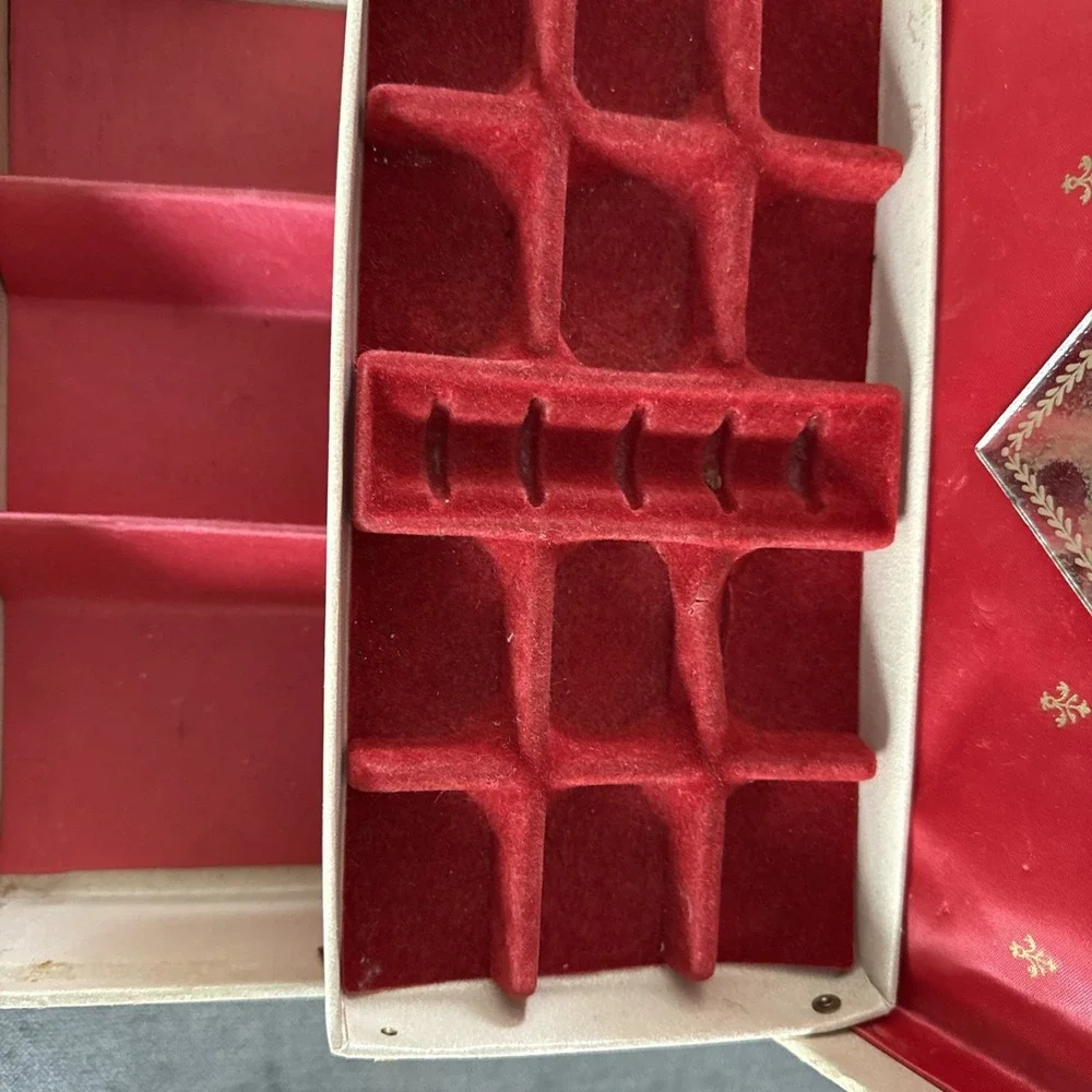 Vintage Mid-Century Cream Jewelry Box red Interior 1950s Treasure
